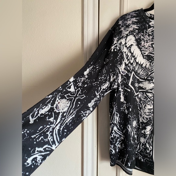 Men's Black and White Cross Fashion Top Long Sleeve Size 2XL - Picture 3 of 5